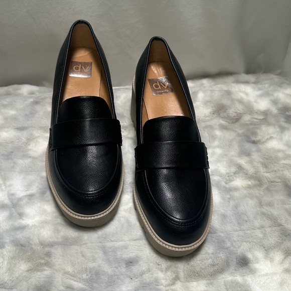 Dolce Vita Black/Tan Chunky Platform Lug Sole Heeled Loafers Size 9 - Picture 3 of 5